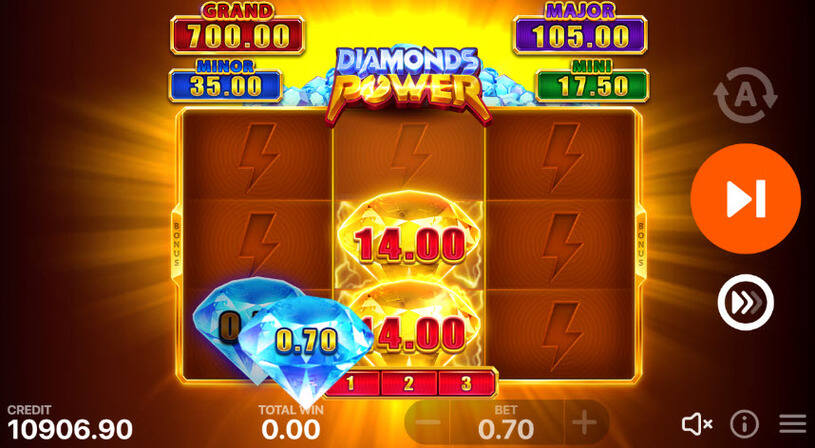 Diamonds Power Hold and Win Slot Bonus Game